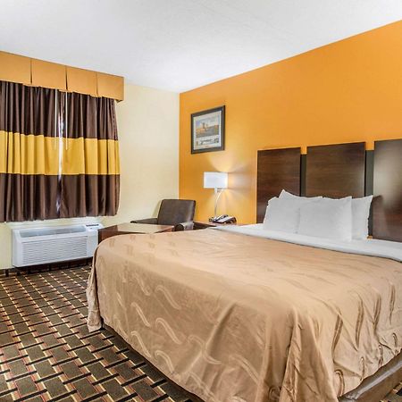 Quality Inn Grand Rapids Near Downtown Wyoming Exterior photo