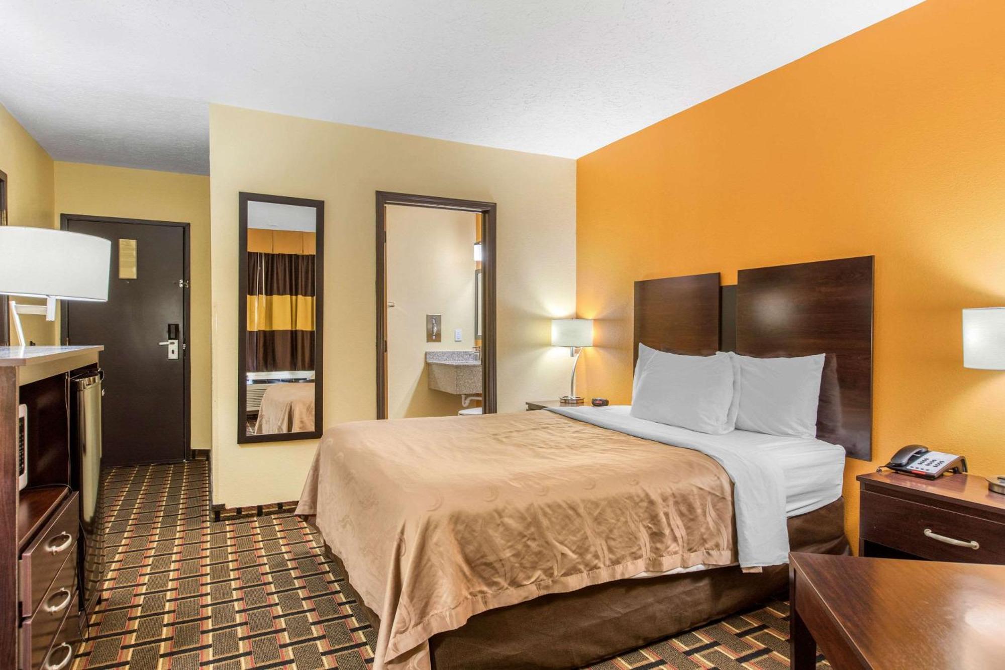 Quality Inn Grand Rapids Near Downtown Wyoming Exterior photo
